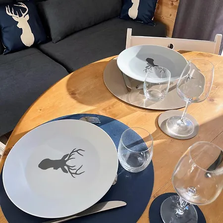 Appartement 1600, Au Pied